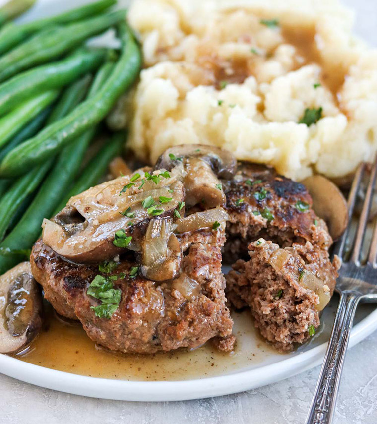 TRADICIONAL SALISBURY STEAK EN SALSA GRAVY DE CHAMPIÑONES | Aussie Beef &  Lamb | Mexico